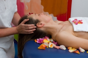 Lomi-Lomi-Nui-Massage - Hawaiianische Tempelmassage
